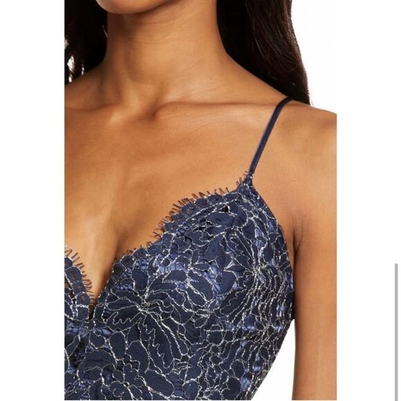 Chelsea28 Embroidered Lace Sheath Dress - Picture 4 of 15